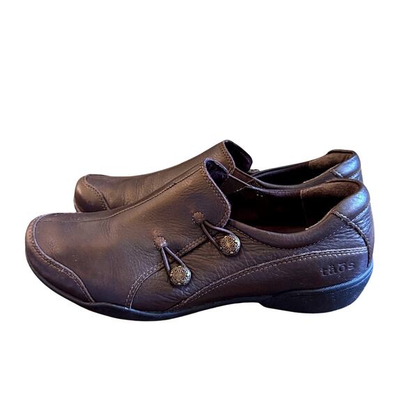 Taos 8.5 Encore Slip On Loafers $140 Casual Shoes Leather COMFORT Clogs Brown - Picture 1 of 7